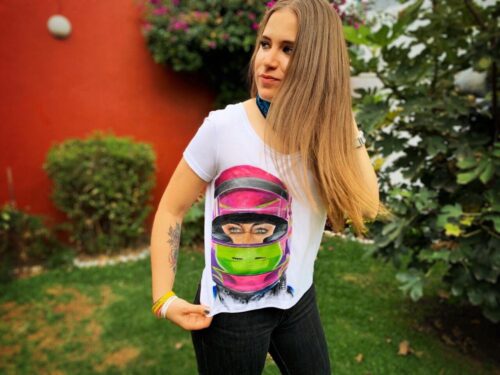 Playera casco diseño digitalizado - Power Ladies - Samira Rached - Ceci Pavia